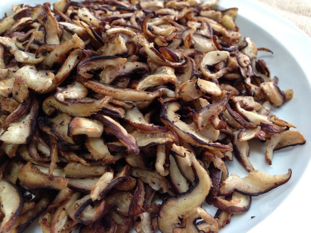 shiitakes sliced cooked