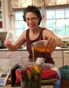 A good 'pour' of honey from The Carolina Bee Company. Image by CaseyBoonePhotography.com. All rights reserved.